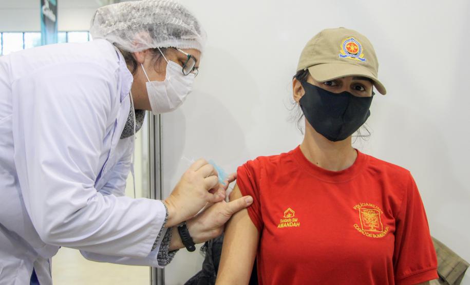 Quase 90% do efetivo da Polícia Militar já recebeu a primeira dose da vacina contra o coronavírus