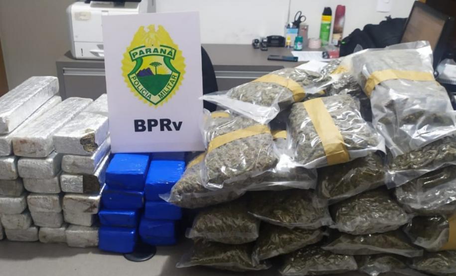 Mais de 36 quilos de maconha e skunk são apreendidos pela Polícia Rodoviária em Londrina (PR)