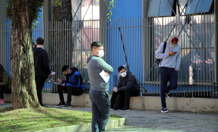 Candidatos de todo Brasil fazem o concurso da PM neste domingo