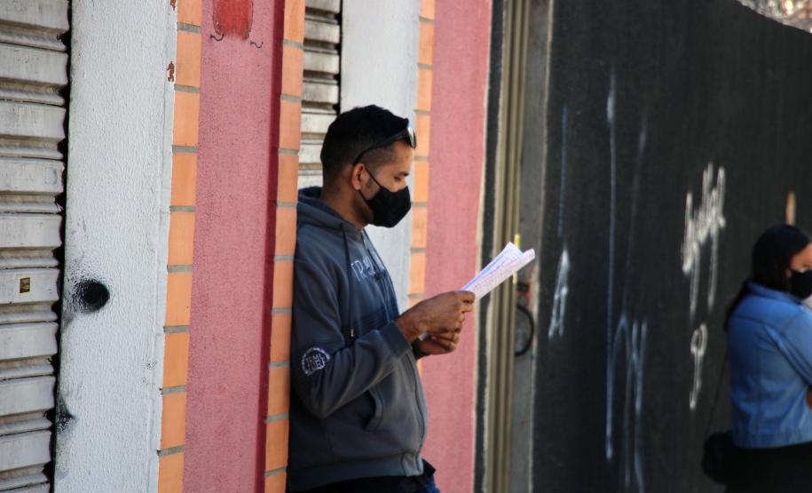 Candidatos de todo Brasil fazem o concurso da PM neste domingo