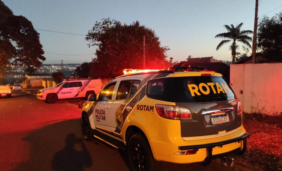 Polícias Militar e Civil cumprem 12 mandados de busca e apreensão contra tráfico de drogas em Maringá