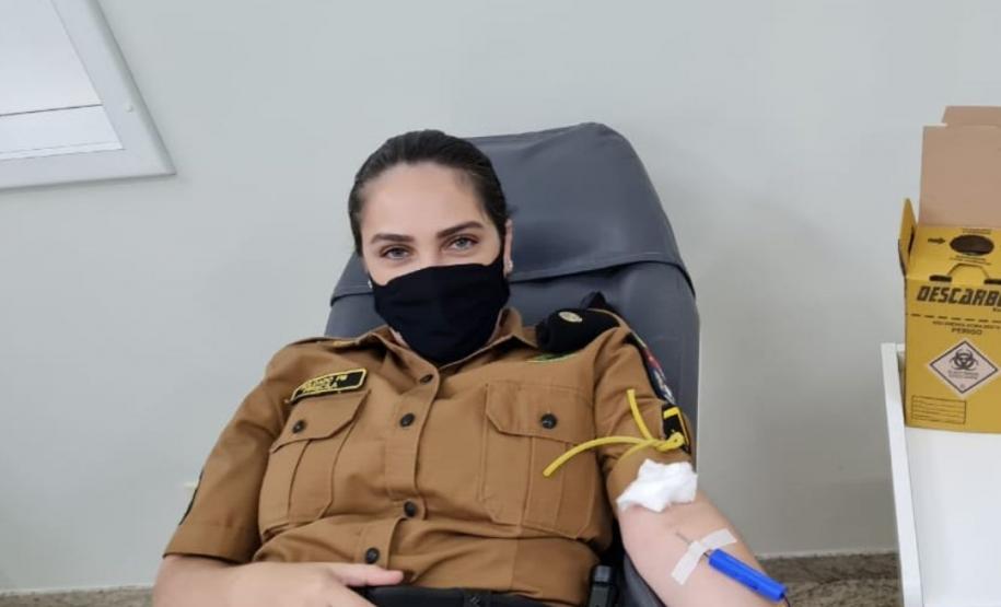 No Noroeste do estado, policiais militares participam de campanha de doação de sangue