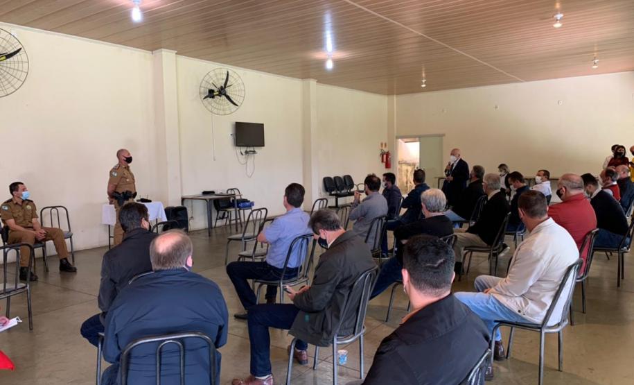 Prefeitos do Norte Pioneiro se reúnem com o Comandante-Geral da PM em Jacarezinho