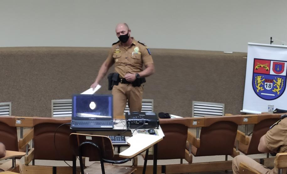 Em Cornélio Procópio, Comandante-Geral da PM conversa com oficiais sobre planejamento e estrutura