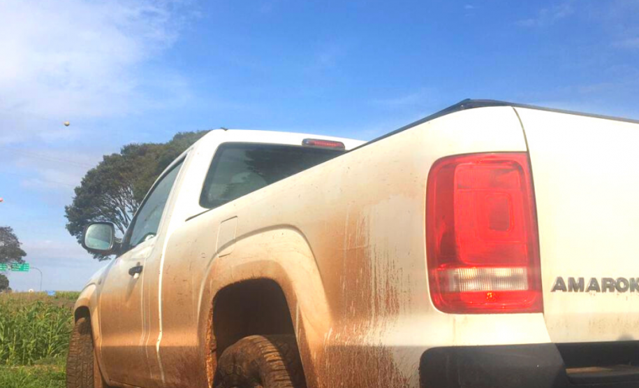 Batalhão de Polícia Rodoviária recupera dois veículos roubados e resgata refém momentos após crime, no interior do Paraná