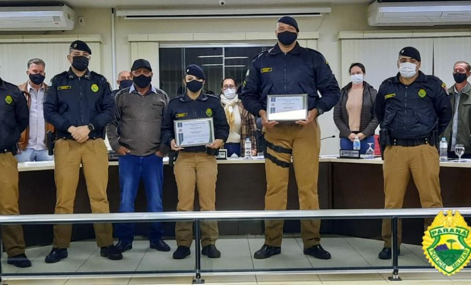 Policiais militares de Jardim Alegre (PR) são homenageados com uma Moção de Aplausos