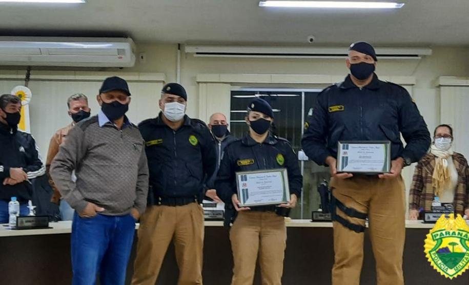 Policiais militares de Jardim Alegre (PR) são homenageados com uma Moção de Aplausos