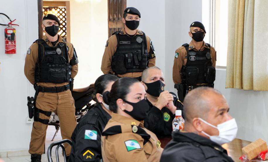 Comandante-Geral visita Corpo de Bombeiros e companhias da PM do Litoral