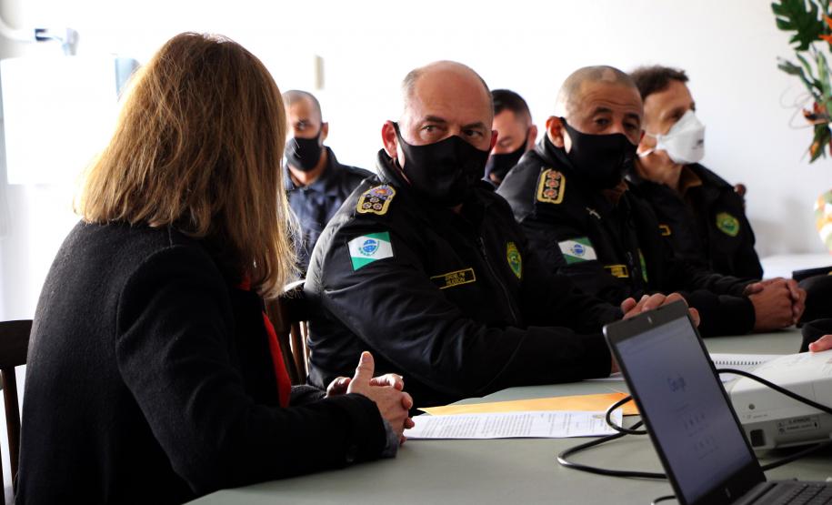 Cruzada Cosme Damião e Comando da PM reforçam parceria durante reunião em Curitiba