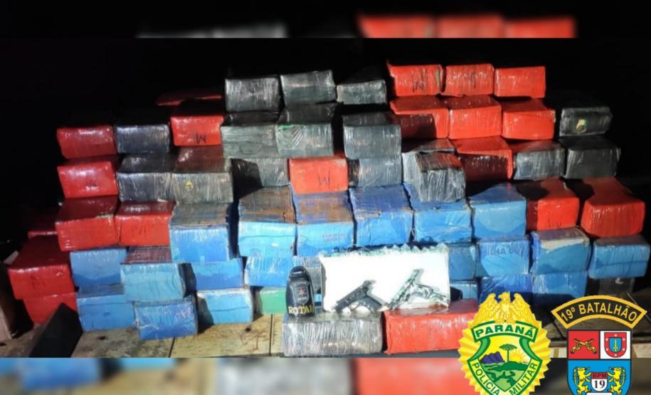 Policiais militares apreendem mais de 2,7 toneladas de maconha em Assis Chateaubriand durante extra jornada