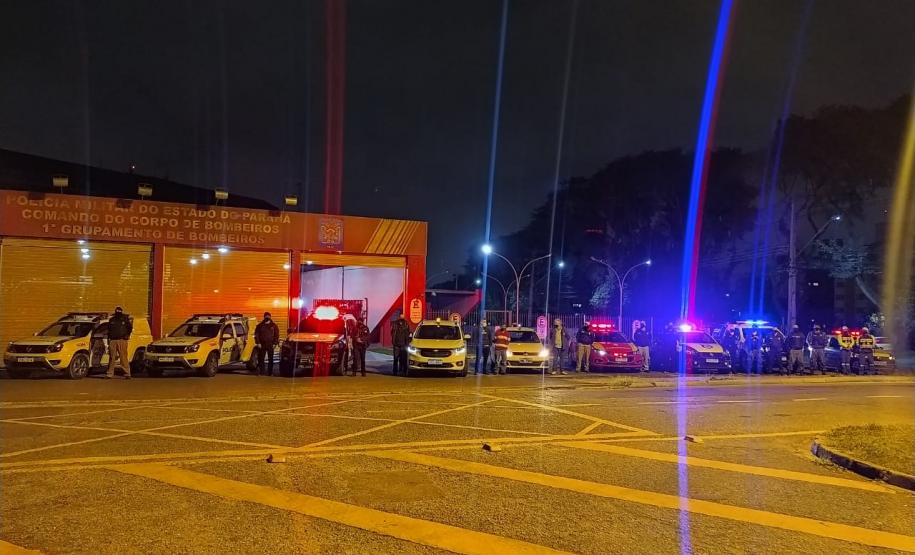 Equipes da AIFU flagram aglomerações e encerram festa junina clandestina na Capital