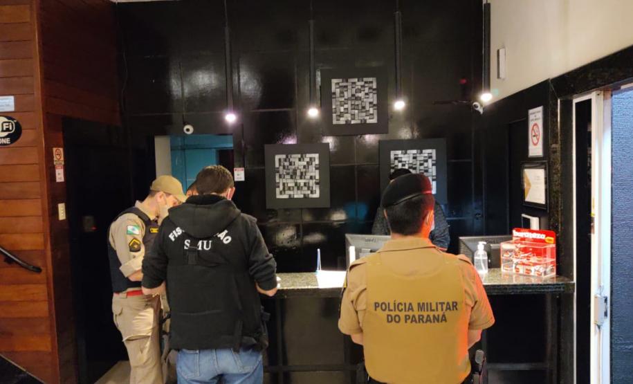 Em seis meses, mais de 570 pontos comerciais são interditados e 379 pessoas encaminhadas por infringirem medidas sanitárias na Capital