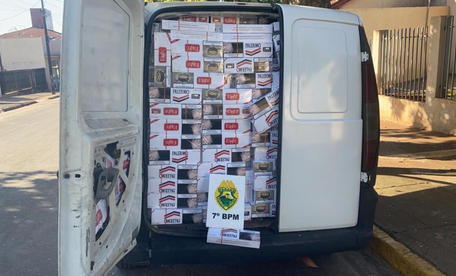Dois veículos carregados com cigarros contrabandeados são apreendidos pela PM no Noroeste do estado