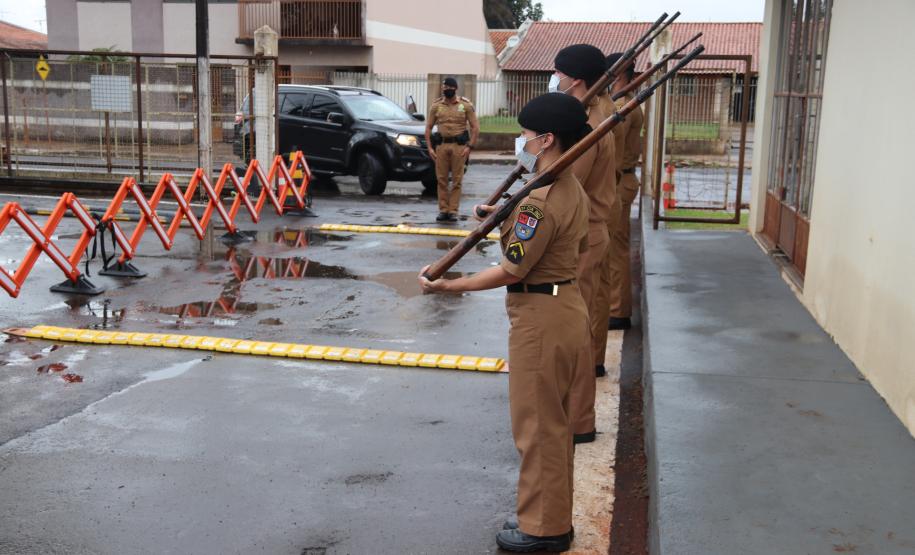 Em Arapongas, oficiais da PM fazem apresentação sobre a 7ª Companhia Independente para o Comandante-Geral