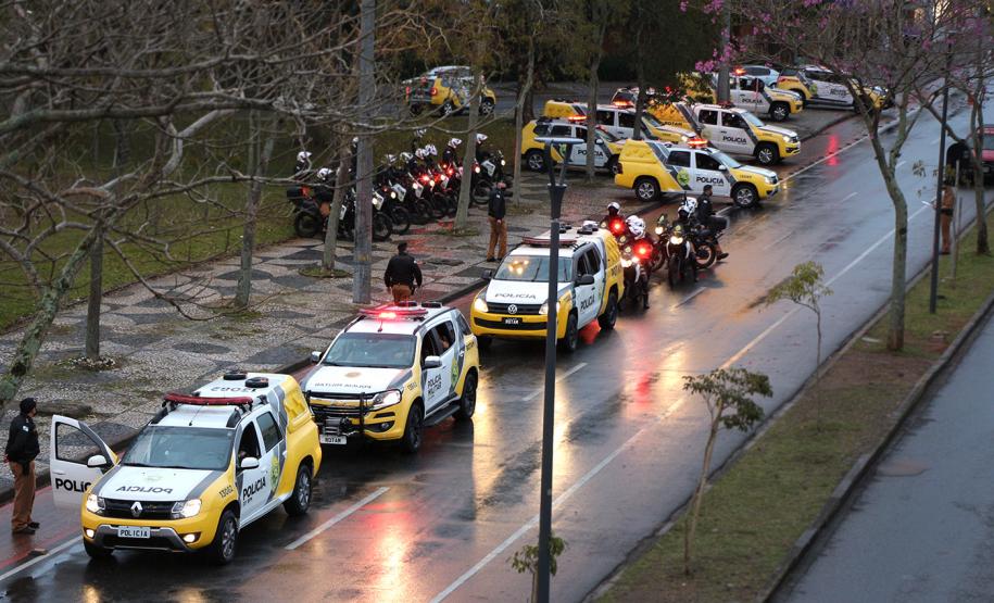 Cerca de 70 policiais reforçam o policiamento na região Leste de Curitiba