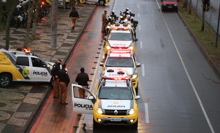 Cerca de 70 policiais reforçam o policiamento na região Leste de Curitiba