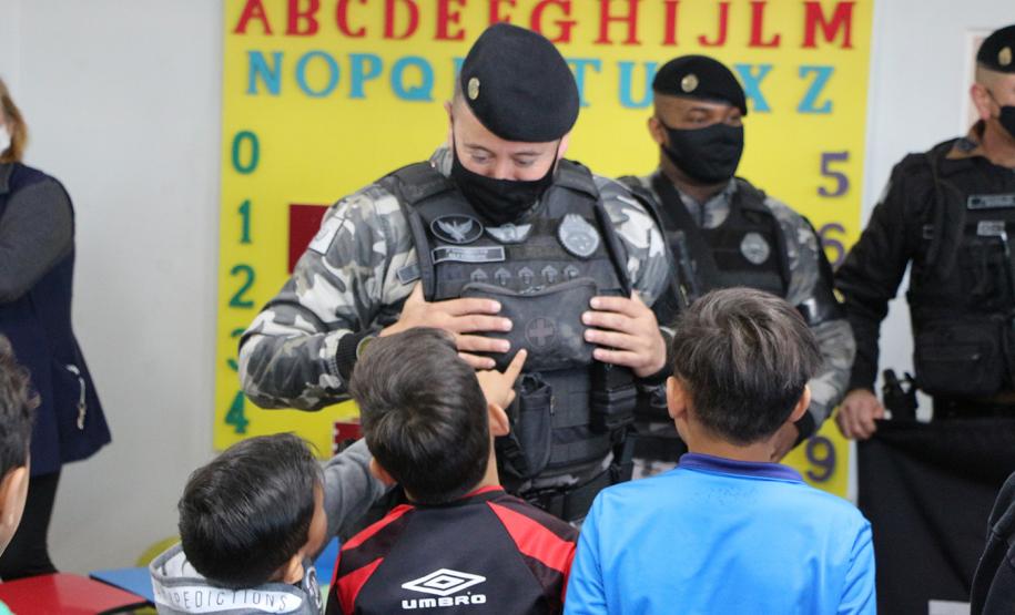 RONE arrecada 400 quilos de alimentos para instituições de apoio social em Curitiba