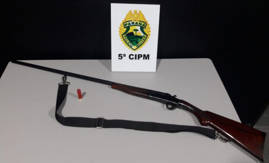 PM prende três homens e apreende grande quantidade de contrabando e uma espingarda no Noroeste do estado