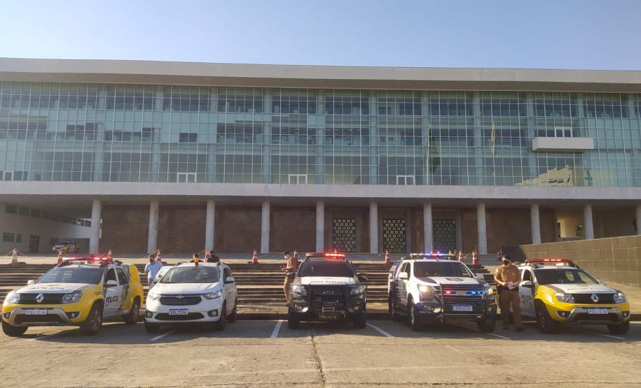 AIFU fecha pontos comerciais e dispersa mais de 800 pessoas em Curitiba