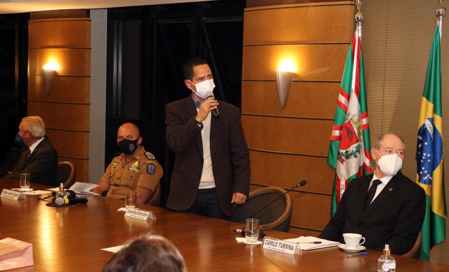 Alto Comando da PM se reúne com Associação Comercial do Paraná e com representantes dos Consegs