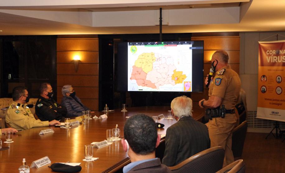 Alto Comando da PM se reúne com Associação Comercial do Paraná e com representantes dos Consegs