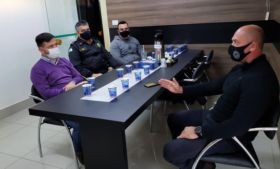 Comandante-Geral da PM se reúne com deputado estadual Tião Medeiros em Paranavaí