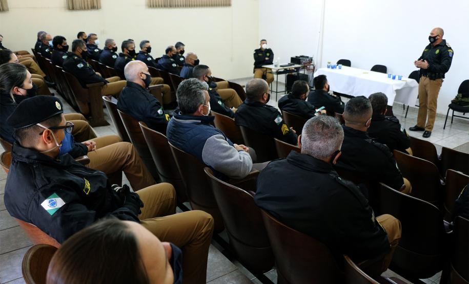 Batalhão da PM de Paranavai é inspecionado pelo Comandante-Geral