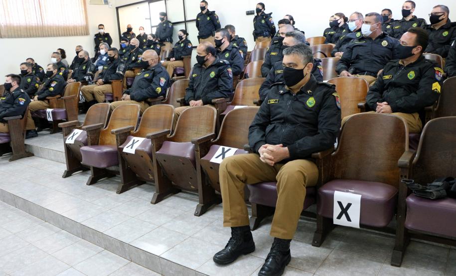 Batalhão da PM de Paranavai é inspecionado pelo Comandante-Geral