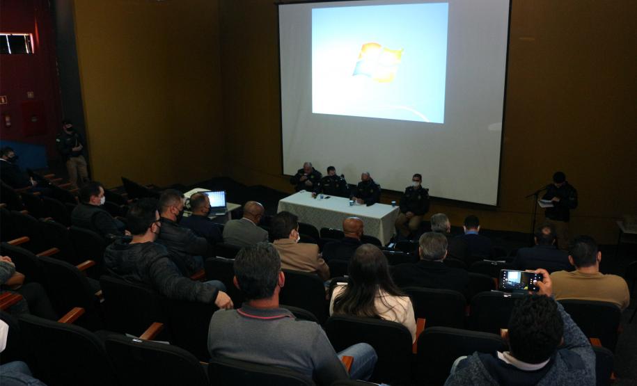 Prefeitos do Extremo Noroeste se reúnem com o Comandante-Geral em Loanda