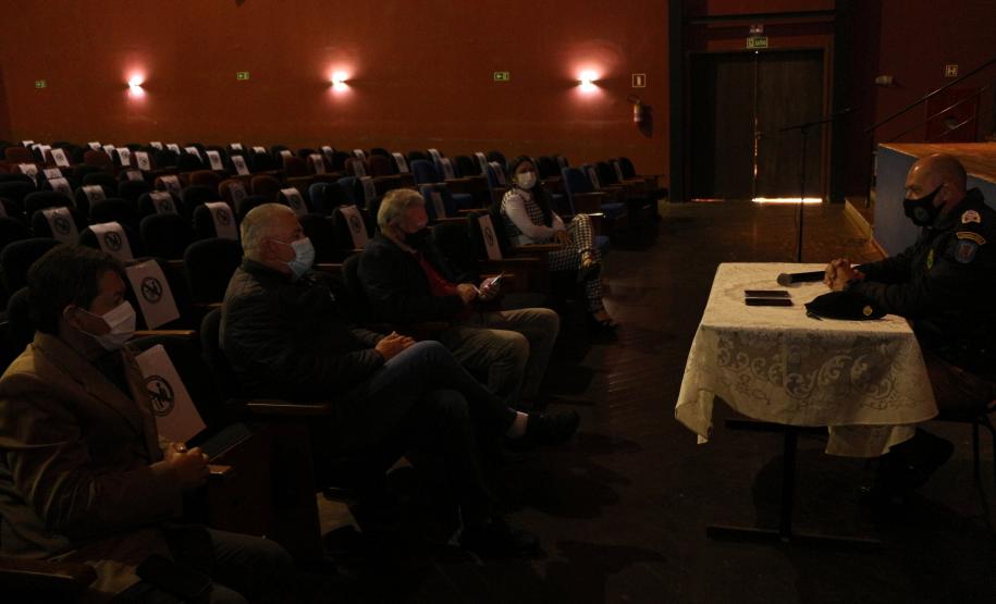 Prefeitos do Extremo Noroeste se reúnem com o Comandante-Geral em Loanda