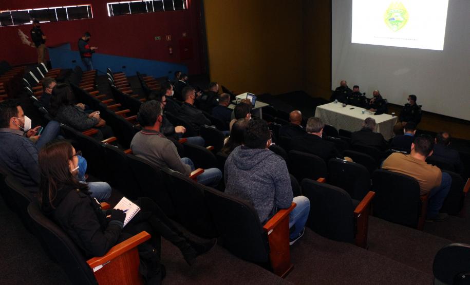 Prefeitos do Extremo Noroeste se reúnem com o Comandante-Geral em Loanda