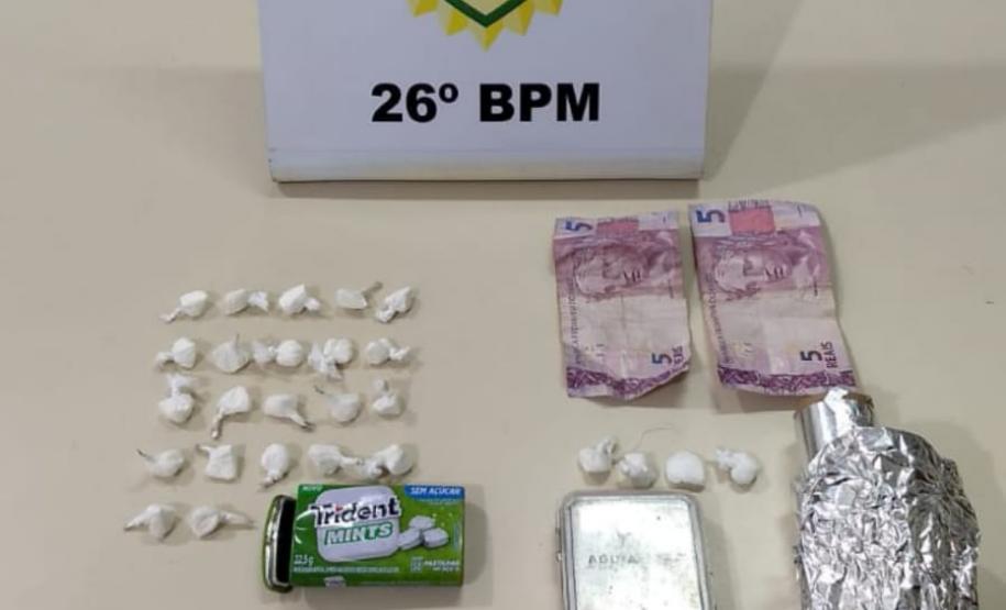 Nos Campos Gerais, PM apreende crack, cocaína e maconha; dois são encaminhados