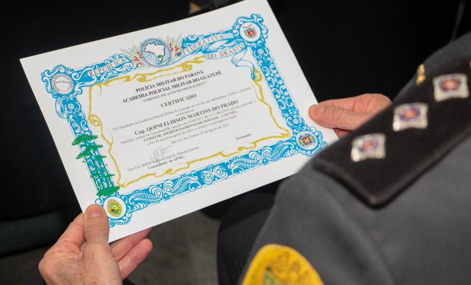 Polícia Militar do Paraná forma 60 capitães no Curso de Aperfeiçoamento de Oficiais em São José dos Pinhais, na RMC