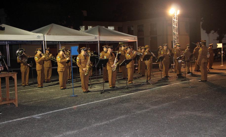 Formatura de 42 aspirantes marca os 50 anos de criação da Academia Policial Militar do Guatupê