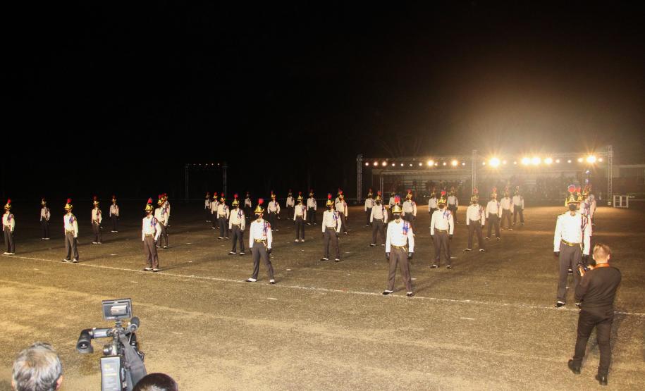 Formatura de 42 aspirantes marca os 50 anos de criação da Academia Policial Militar do Guatupê