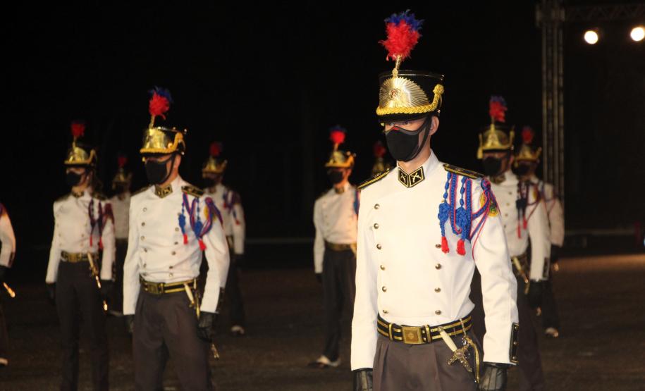 Formatura de 42 aspirantes marca os 50 anos de criação da Academia Policial Militar do Guatupê
