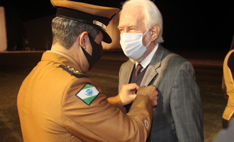 Formatura de 42 aspirantes marca os 50 anos de criação da Academia Policial Militar do Guatupê