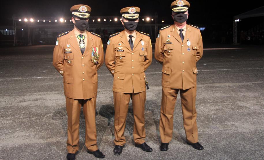 Formatura de 42 aspirantes marca os 50 anos de criação da Academia Policial Militar do Guatupê