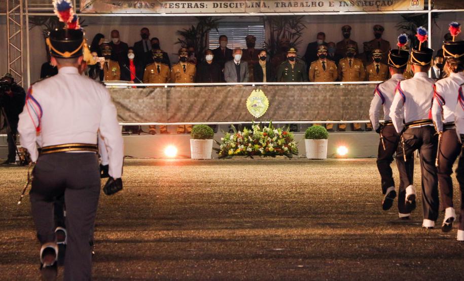 Formatura de 42 aspirantes marca os 50 anos de criação da Academia Policial Militar do Guatupê