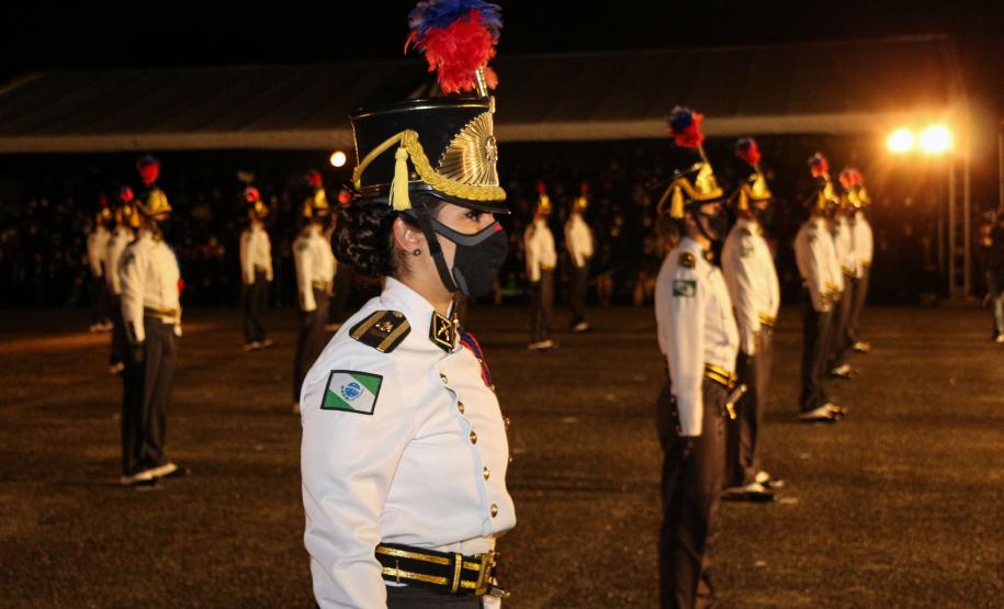 Formatura de 42 aspirantes marca os 50 anos de criação da Academia Policial Militar do Guatupê