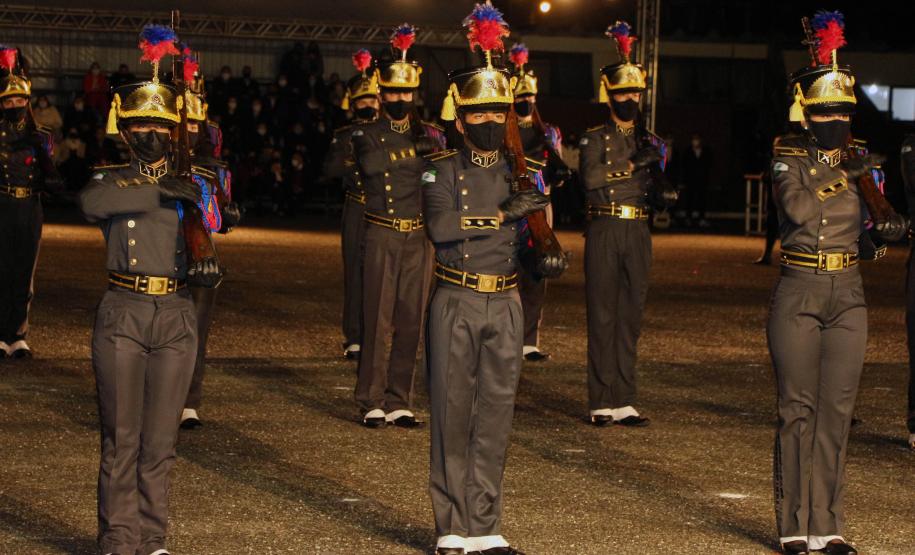 Formatura de 42 aspirantes marca os 50 anos de criação da Academia Policial Militar do Guatupê