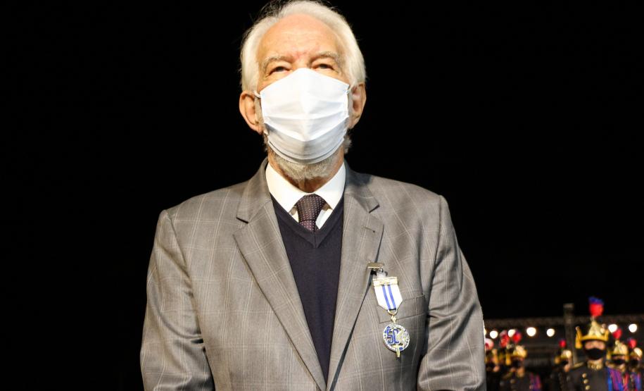 Formatura de 42 aspirantes marca os 50 anos de criação da Academia Policial Militar do Guatupê