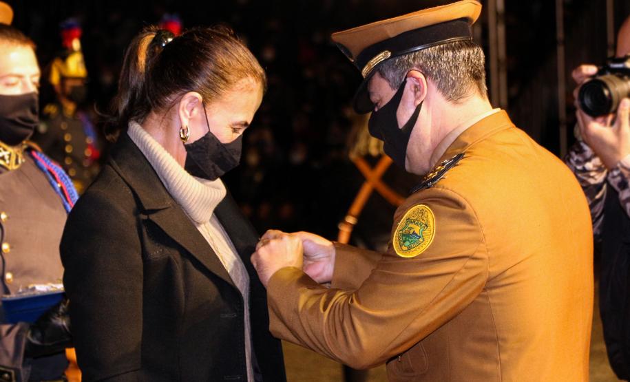 Formatura de 42 aspirantes marca os 50 anos de criação da Academia Policial Militar do Guatupê