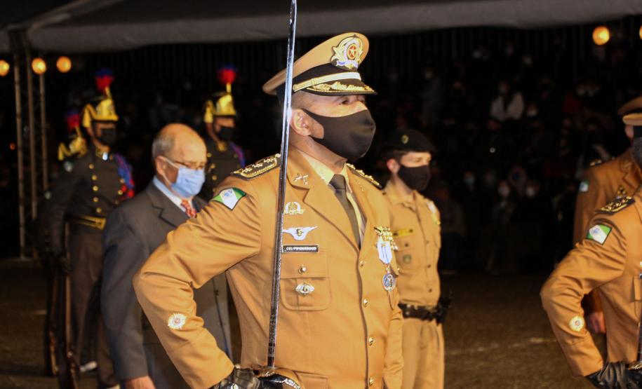 Formatura de 42 aspirantes marca os 50 anos de criação da Academia Policial Militar do Guatupê