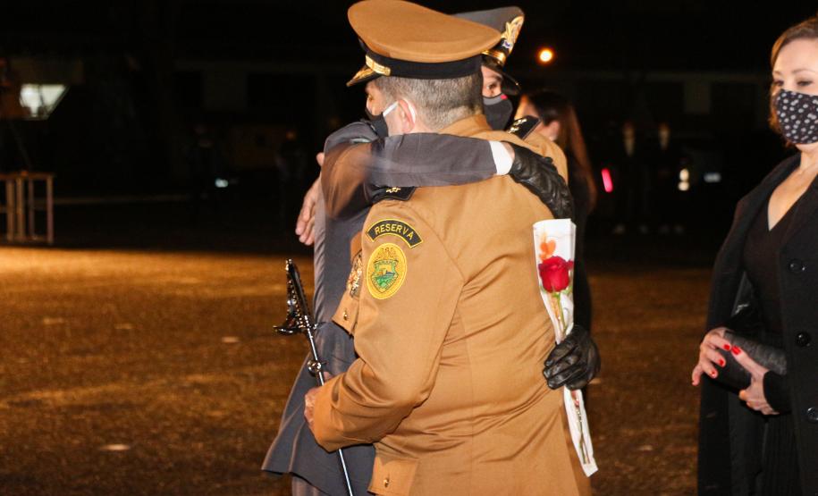 Formatura de 42 aspirantes marca os 50 anos de criação da Academia Policial Militar do Guatupê