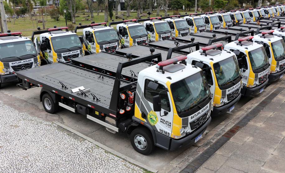 Novas viaturas e motos aquáticas da PM e Corpo de Bombeiros são entregues para reforçar o atendimento ao cidadão em todo o estado