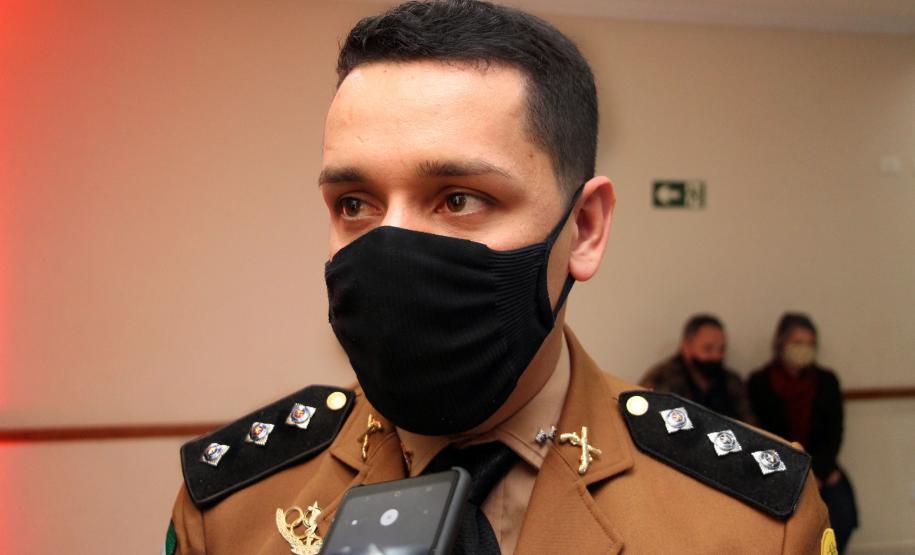 Livro sobre relatos de Comandantes-Gerais da Polícia Militar é lançado em Curitiba