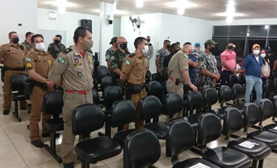 Bombeiros que salvaram três pessoas de afogamento no Rio Ivaí recebem Moção de Aplausos da Câmara Municipal de São João do Ivaí (PR)