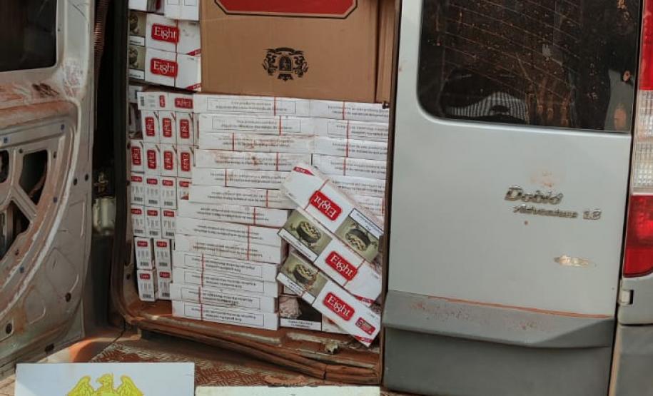 No Oeste do Paraná, ação conjunta entre policiais militares e federais resulta na apreensão de grande carga de cigarros contrabandeados