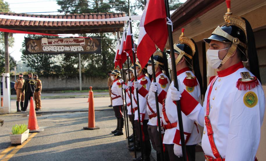 Regimento da PM completa 142 anos de história de heroísmo e atenção à população com o serviço de Equoterapia
